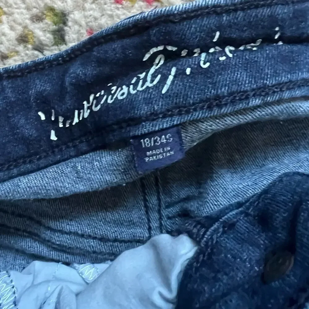 Universal Thread Denim Blue Skinny Jeans size 18 34 Short - Picture 3 of 7